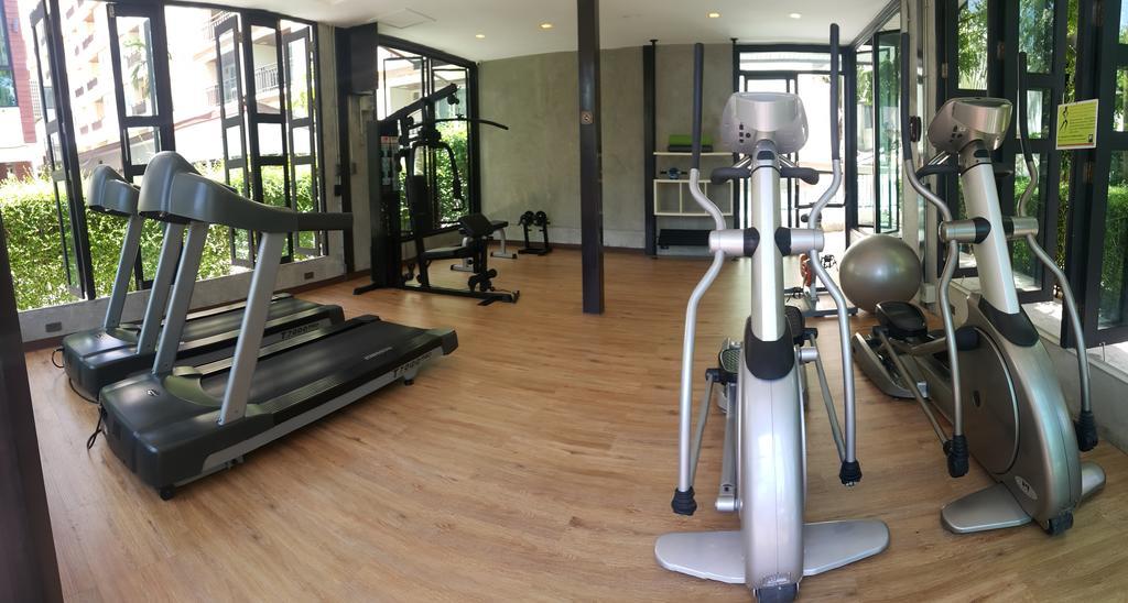 Fifth Pattaya Jomtien By Shiwalai Int Hotell Eksteriør bilde A typical gym